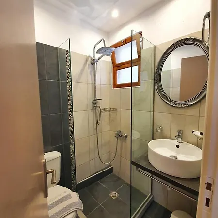Alexaria Holidays Aparthotel