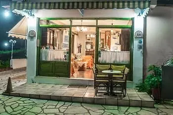Alexaria Holidays Aparthotel 3*