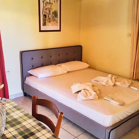 Aparthotel Alexaria Holidays 3*