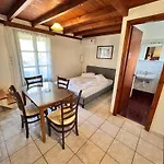 Alexaria Holidays Homes 3* Frínion
