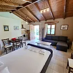 Lägenhetshotell Alexaria Holidays Homes Frínion