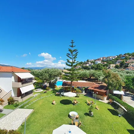 Alexaria Holidays Homes 3* Frínion
