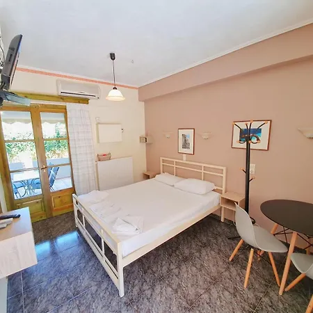 Alexaria Holidays 4* Frínion