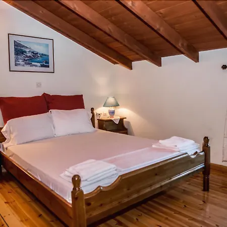 Alexaria Holidays Homes 3*