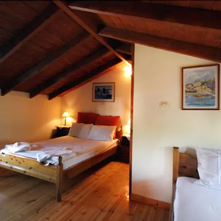 Alexaria Holidays Homes Frínion