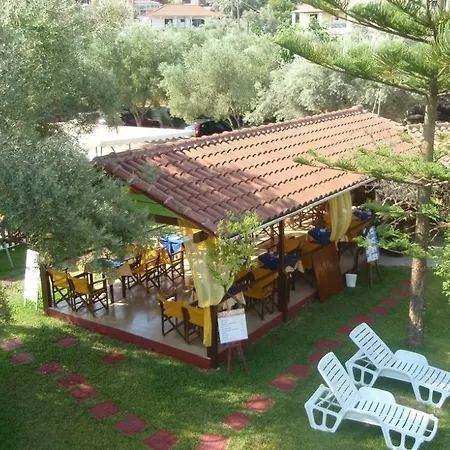 Alexaria Holidays Frínion