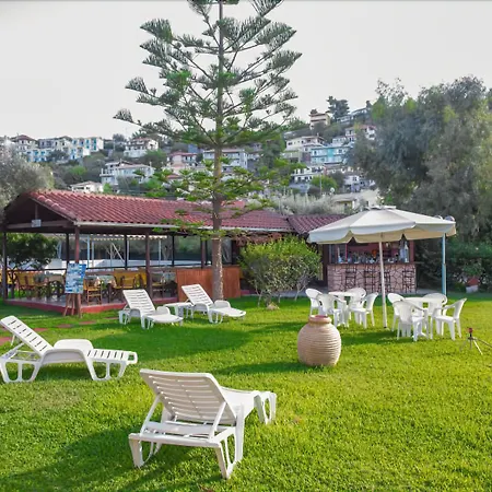 Alexaria Holidays Ξενοδοχείο με διαμερίσματα Φρύνι