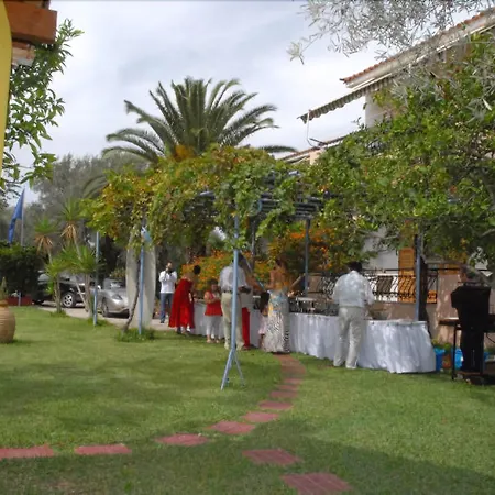 Aparthotel Alexaria Holidays Homes 4*