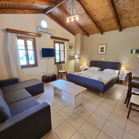 Ξενοδοχείο με διαμερίσματα Alexaria Holidays