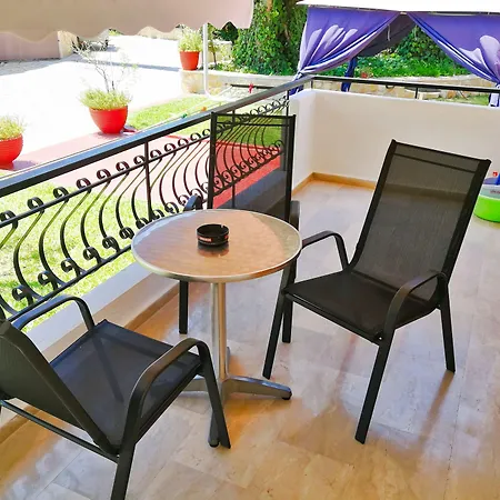 Alexaria Holidays Hotel apartamentowy