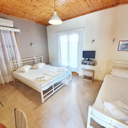 Alexaria Holidays Homes 公寓式酒店 Frínion