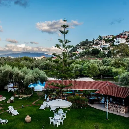 Alexaria Holidays Hotel apartamentowy 4*