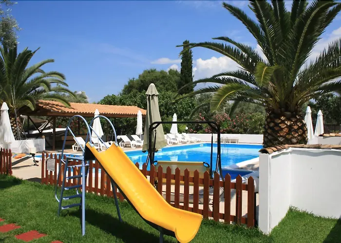 Alexaria Holidays Homes Frinion