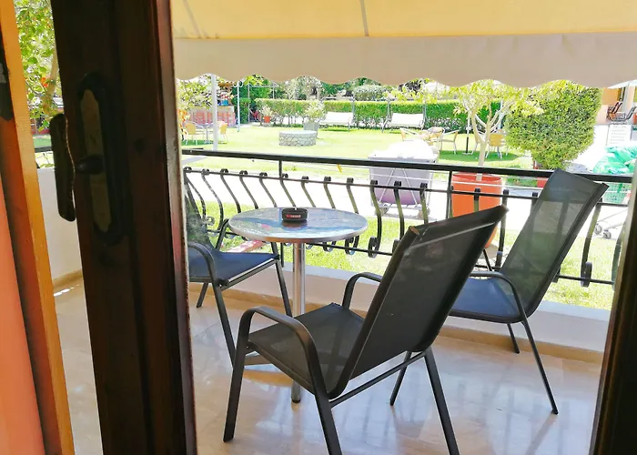 Alexaria Holidays Homes Aparthotel 4*